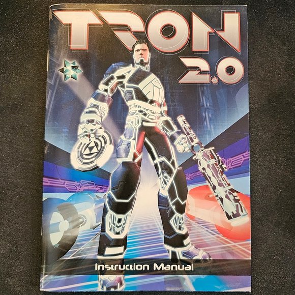 TRON 2.0 for PC original 2004 manual, highly collectible, incl. quick-ref card! - Picture 1 of 7